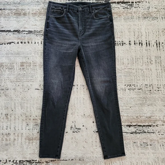 American Eagle Super High Rise Jegging - Picture 2 of 5